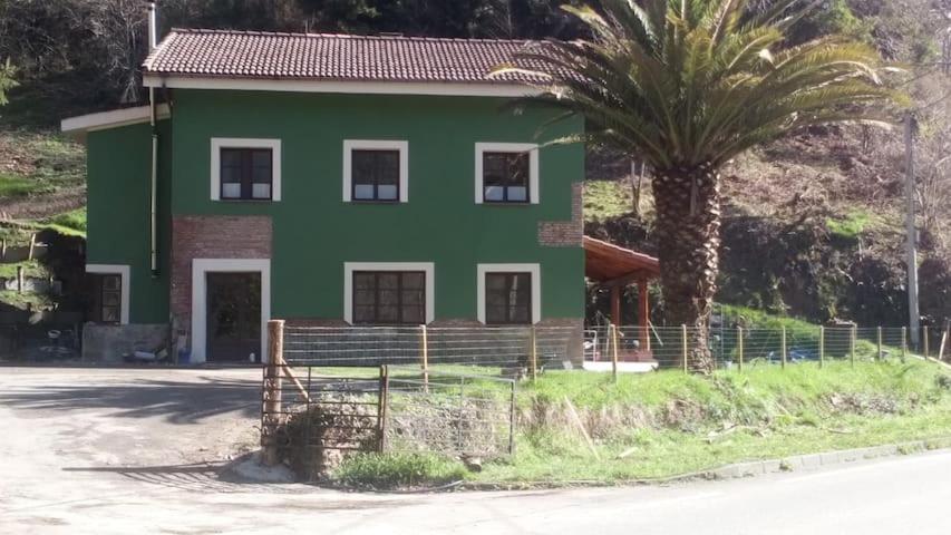 Hotel Penacabrera 3 Santolaya de Cabranes Екстер'єр фото